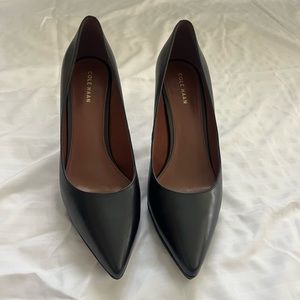 Cole Haan size 8.5B gently worn